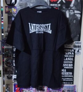 Antifascista camiseta