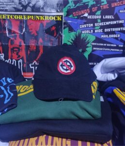 Nazis no gorra