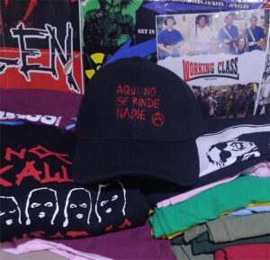 Aquí no se rinde nadie gorra