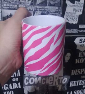 Estampado blanco rosa  taza