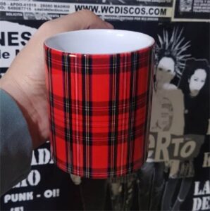 Estampado tartan rojo mod 434 taza