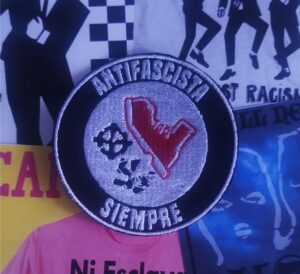 antifascista siempre parche bordado