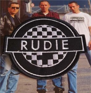 Rudie parche bordado