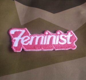 feminist parche bordado