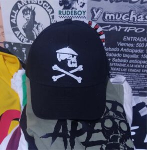 Folk punk gorra