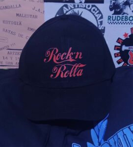 Rock n rolla gorra