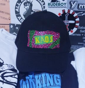 Kaos gorra
